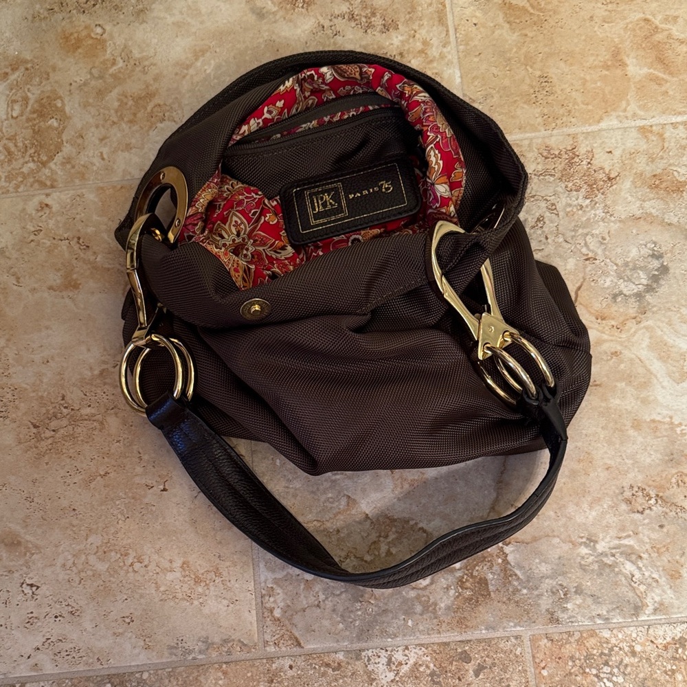 Elegant Dark Green Shiny Nylon Shoulder Bag - Picture 3 of 4